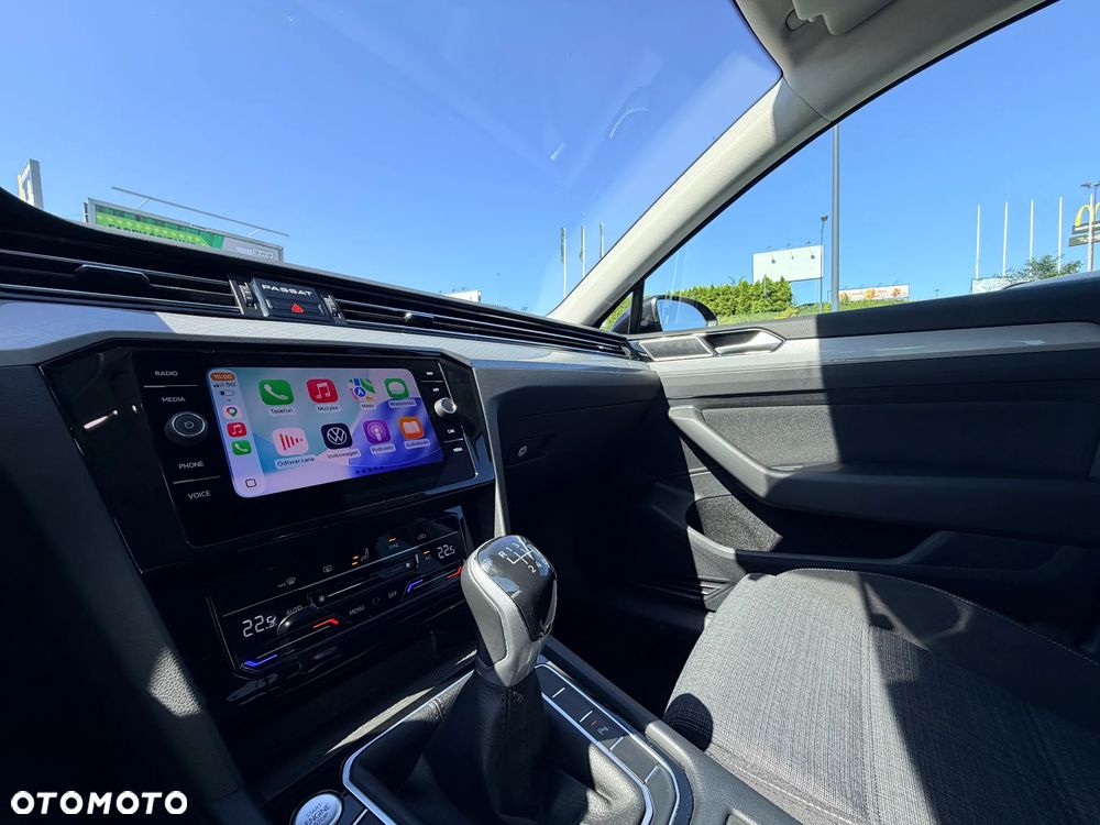 Volkswagen Passat 1.5 TSI EVO Business - 22