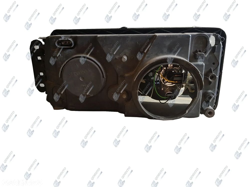 LAMPA REFLEKTOR LEWY/PRAWY  PRZÓD KIERUNKOWSKAZ IVECO STRALIS EUROCARGO 504047590 - 8