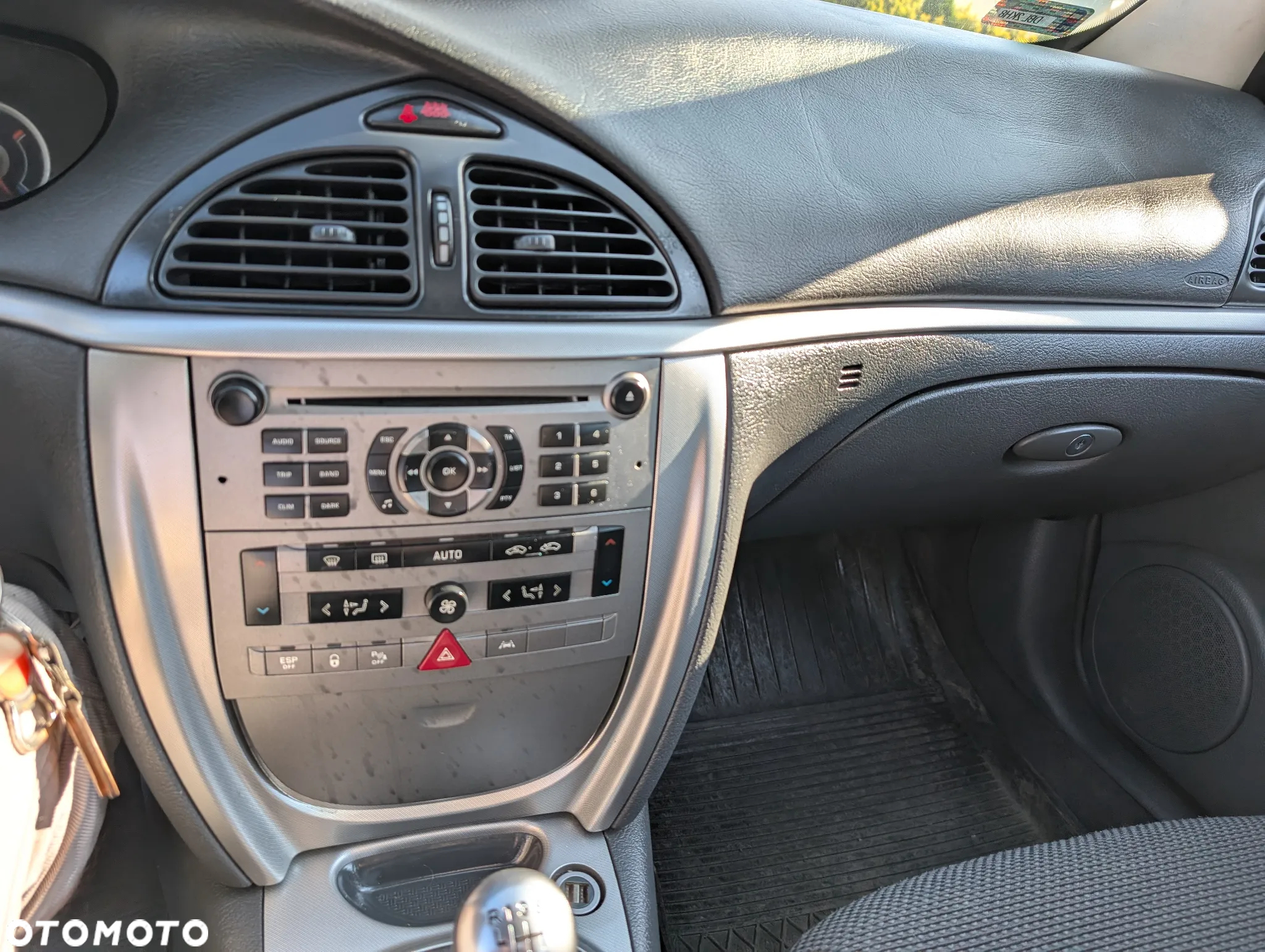 Citroën C5 II Break 2.0 HDi Exclusive - 14
