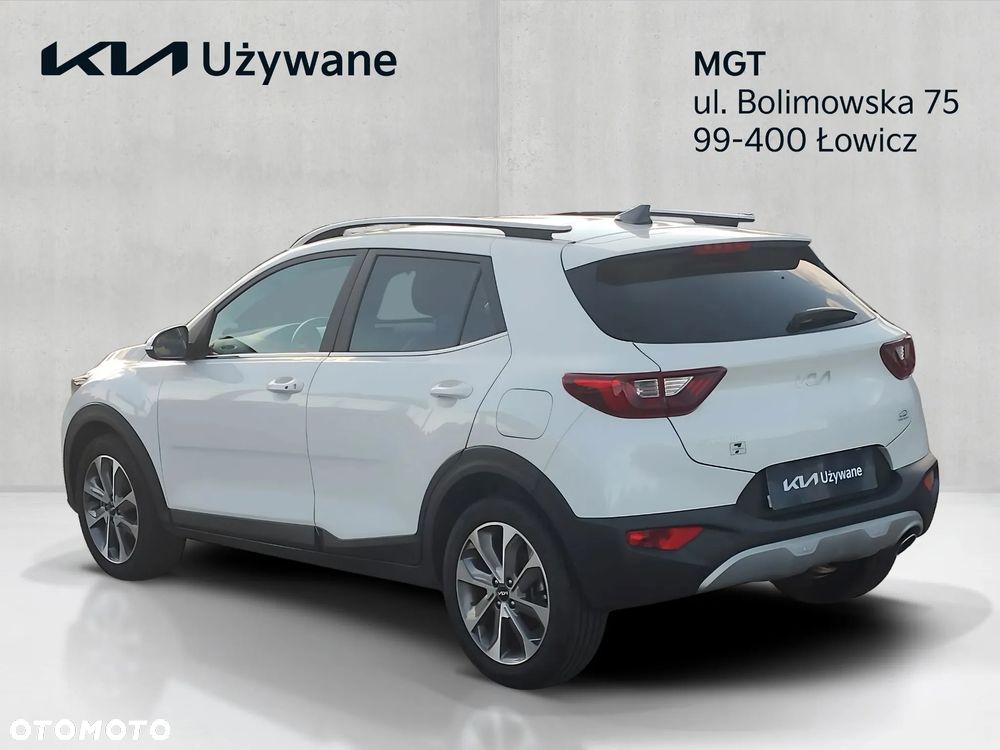Kia Stonic 2024 photo 3