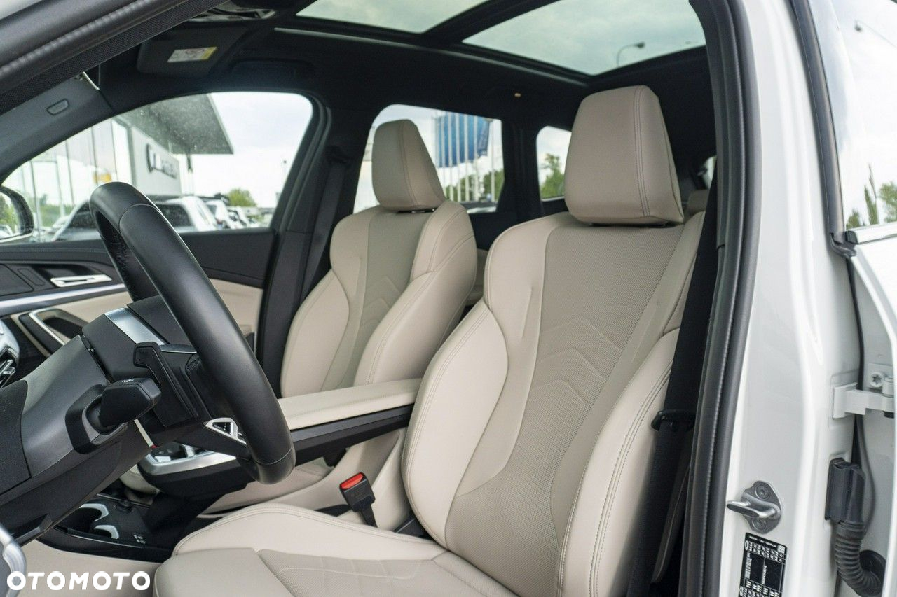 BMW X1 - 11