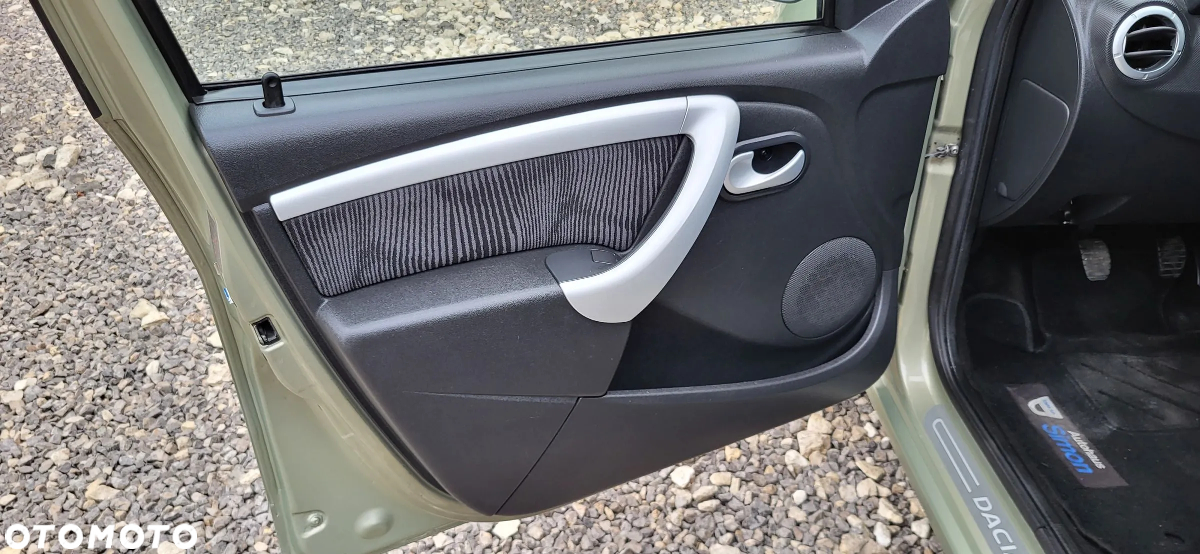 Dacia Sandero 1.6 Ambiance - 13