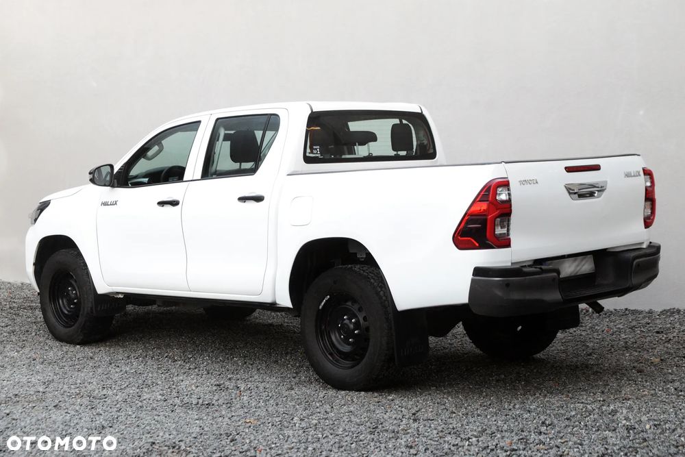 Toyota Hilux 2.4 D-4D Double Cab DL 4x4 - 4