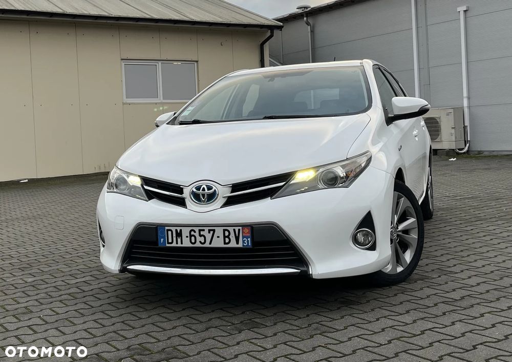 Toyota Auris - 16