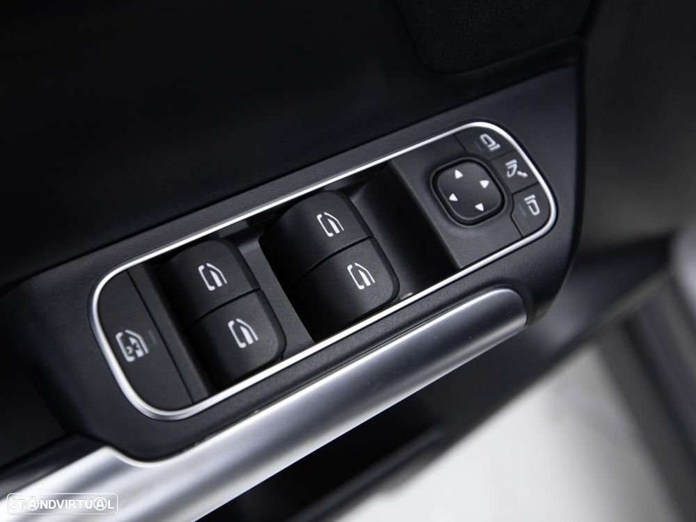 Mercedes-Benz EQA 350 4Matic AMG Line - 18