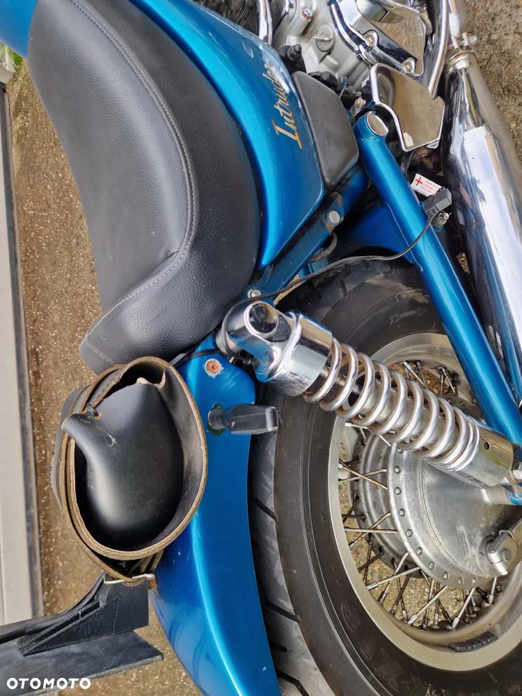 Suzuki Intruder - 20