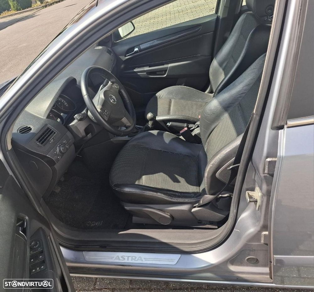 Opel Astra 1.7 CDTI Cosmo - 3