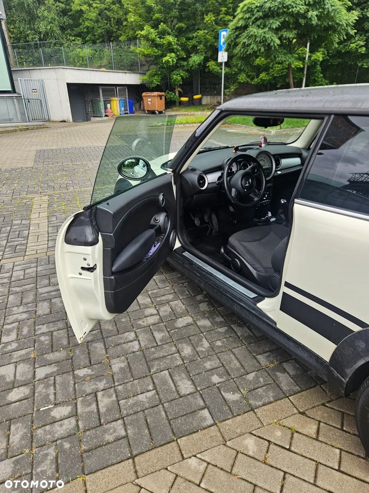 MINI Cooper - 1
