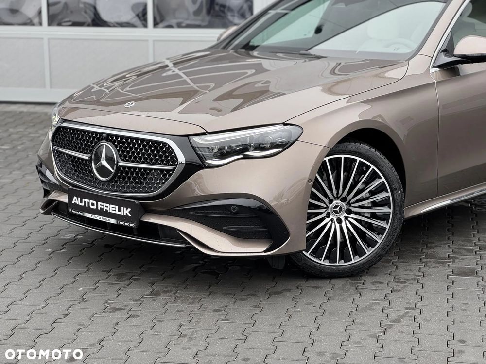 Mercedes-Benz Klasa E 220 d 9G-TRONIC Edition AVANTGARDE - 3