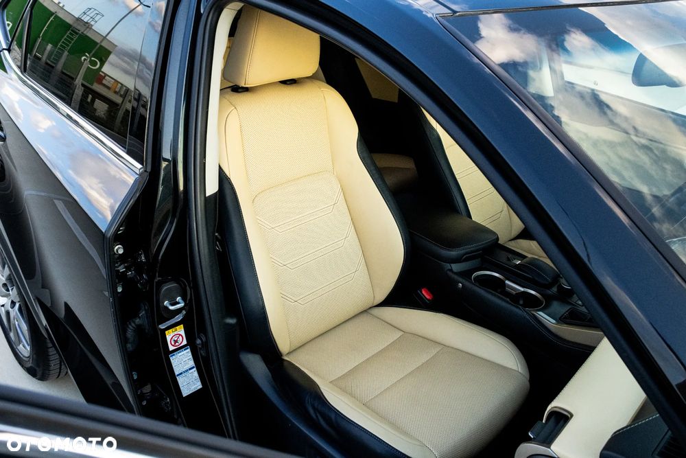 Lexus NX 200t Comfort AWD - 16