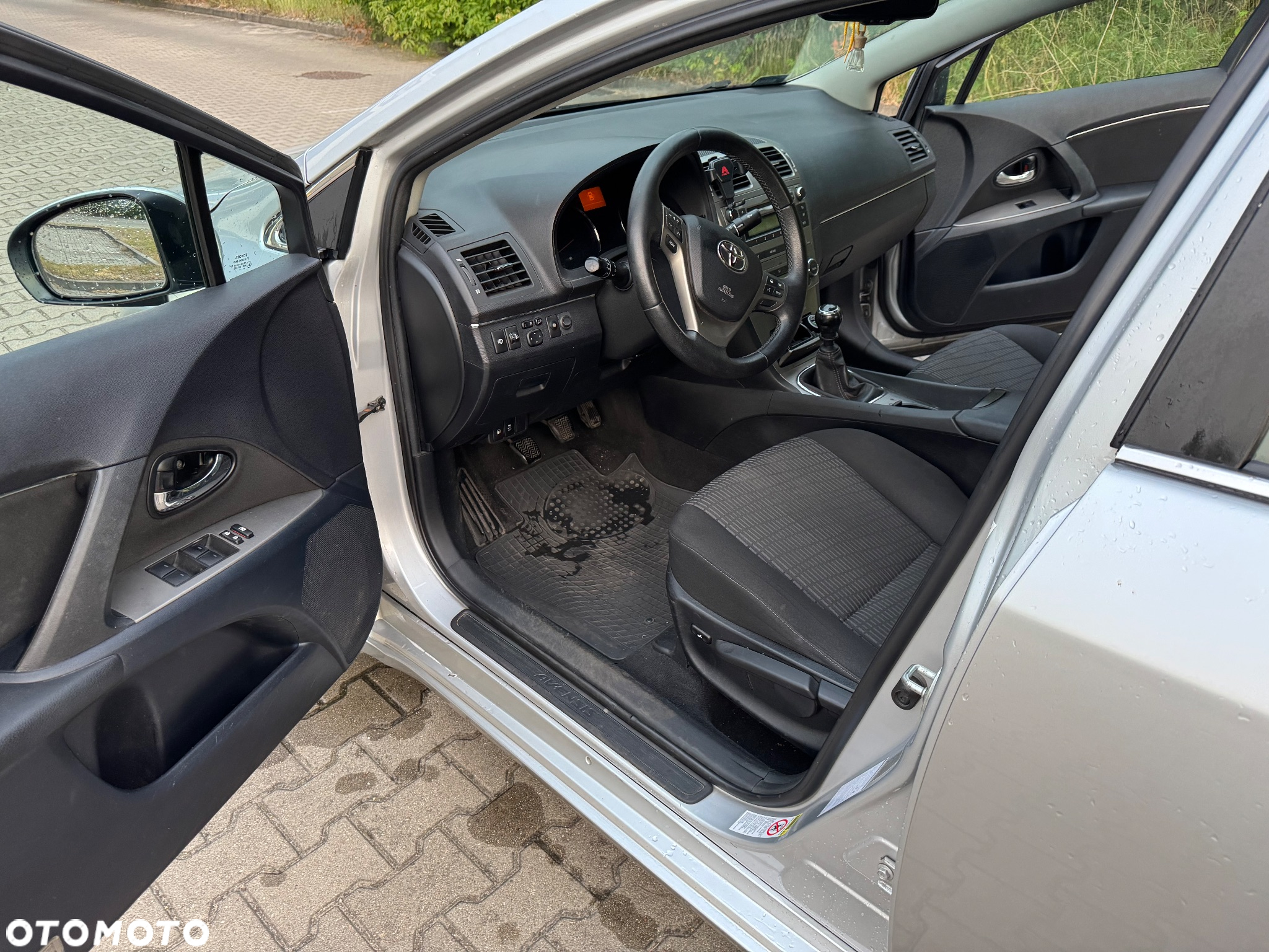 Toyota Avensis 2.0 D-4D Sol - 5