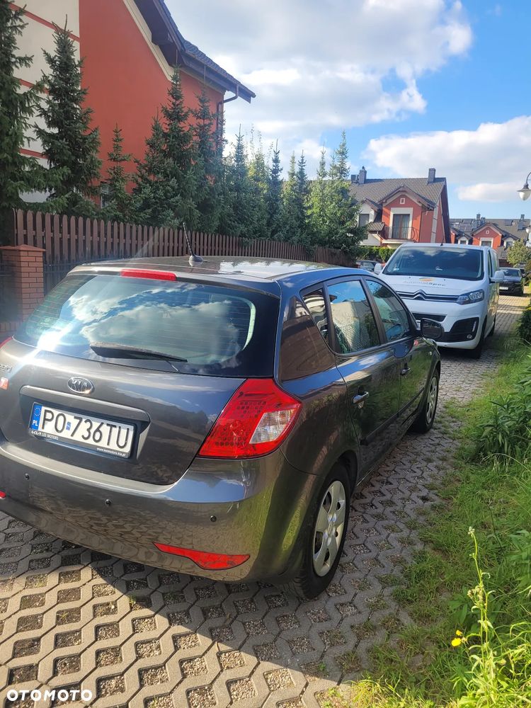 Kia Ceed Cee'd 1.4 Comfort - 11