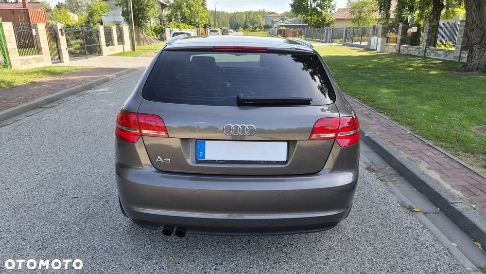 Audi A3 Sportback 1.4 TFSI S tronic Ambiente - 5