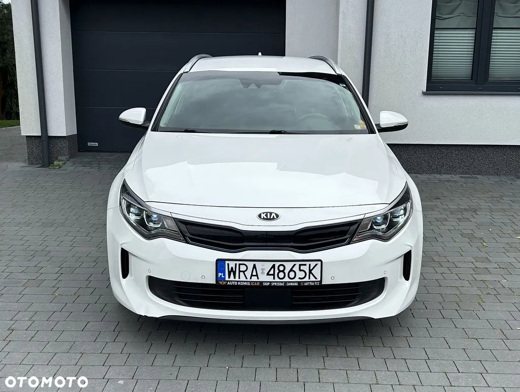 Kia Optima Plug-in Hybrid - 2