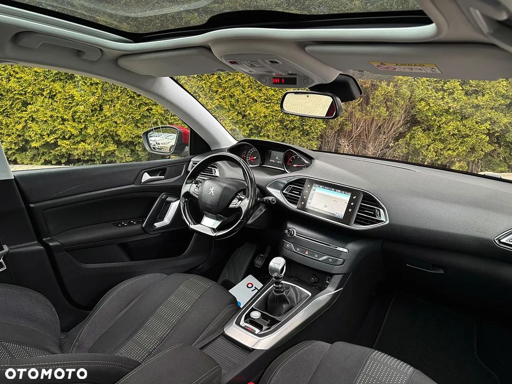 Peugeot 308 BlueHDi 150 Stop & Start Allure - 4