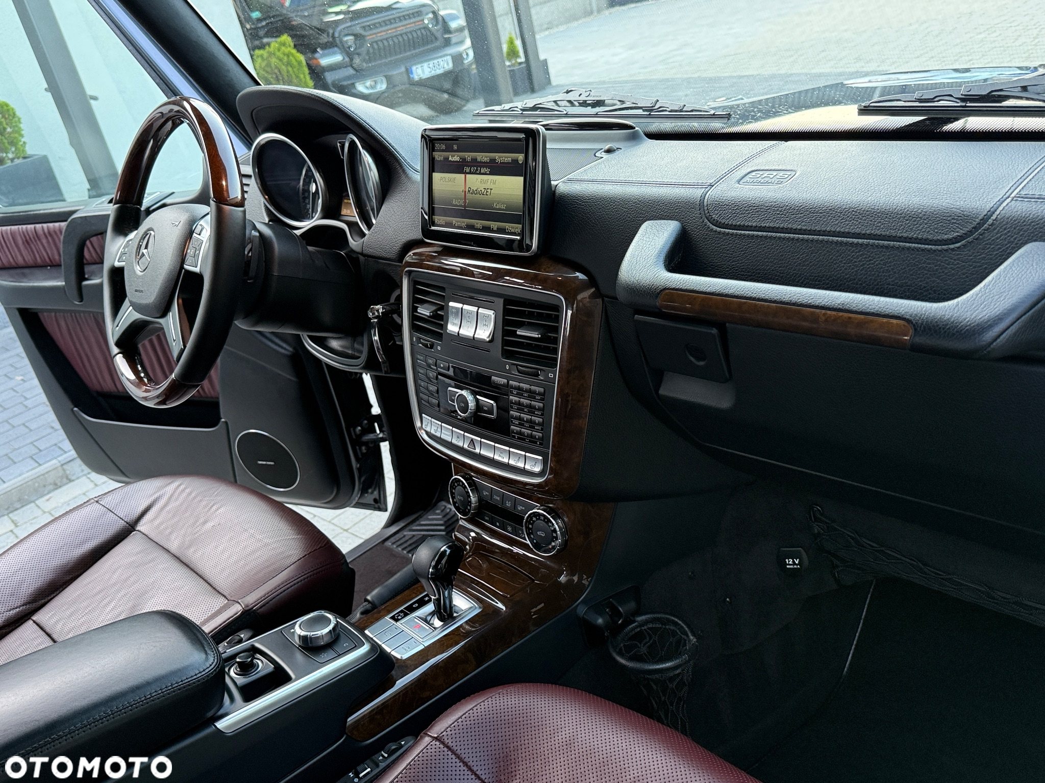 Mercedes-Benz Klasa G 500 L - 38