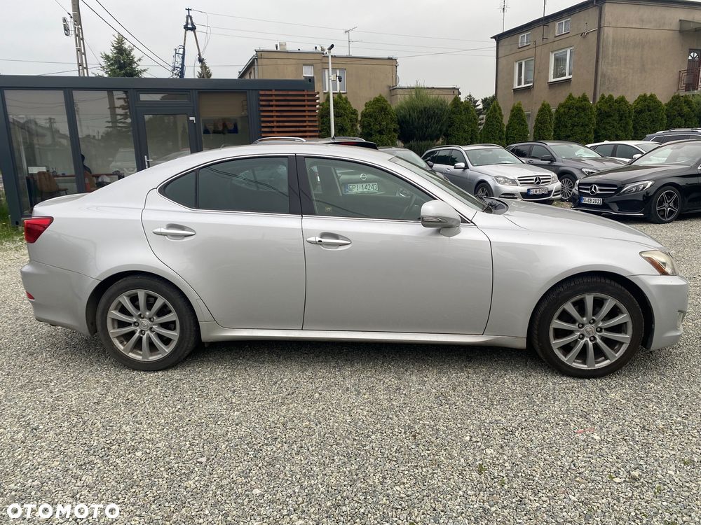 Lexus IS 250 Prestige - 16