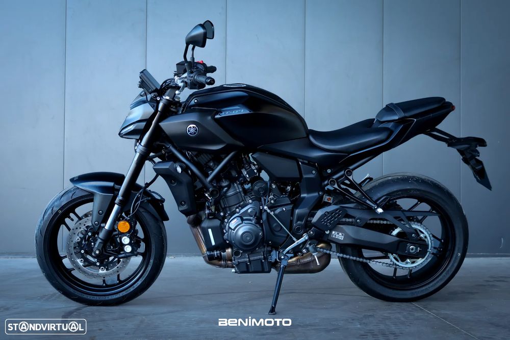 Yamaha MT-07 - 4