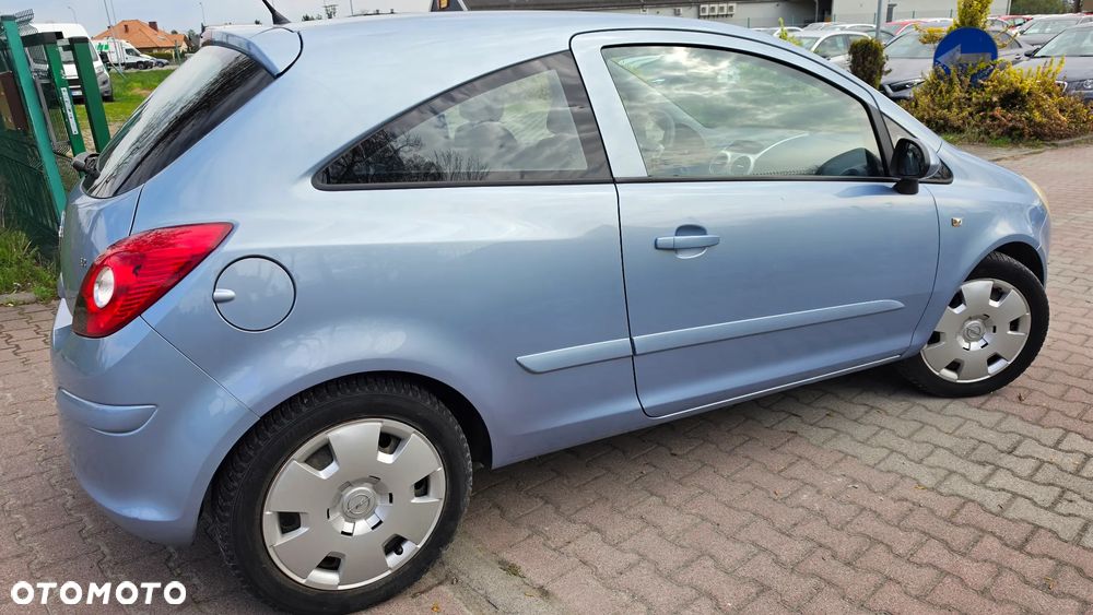 Opel Corsa - 15