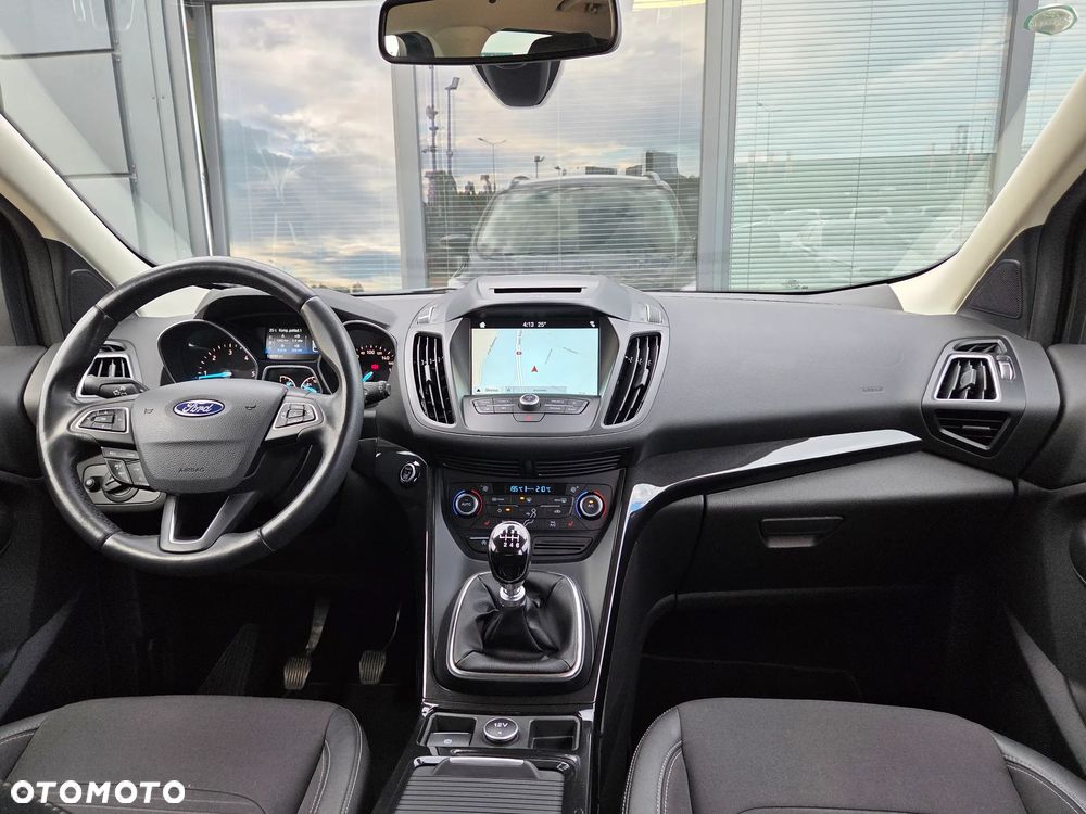Ford Kuga 2.0 TDCi FWD Titanium - 41