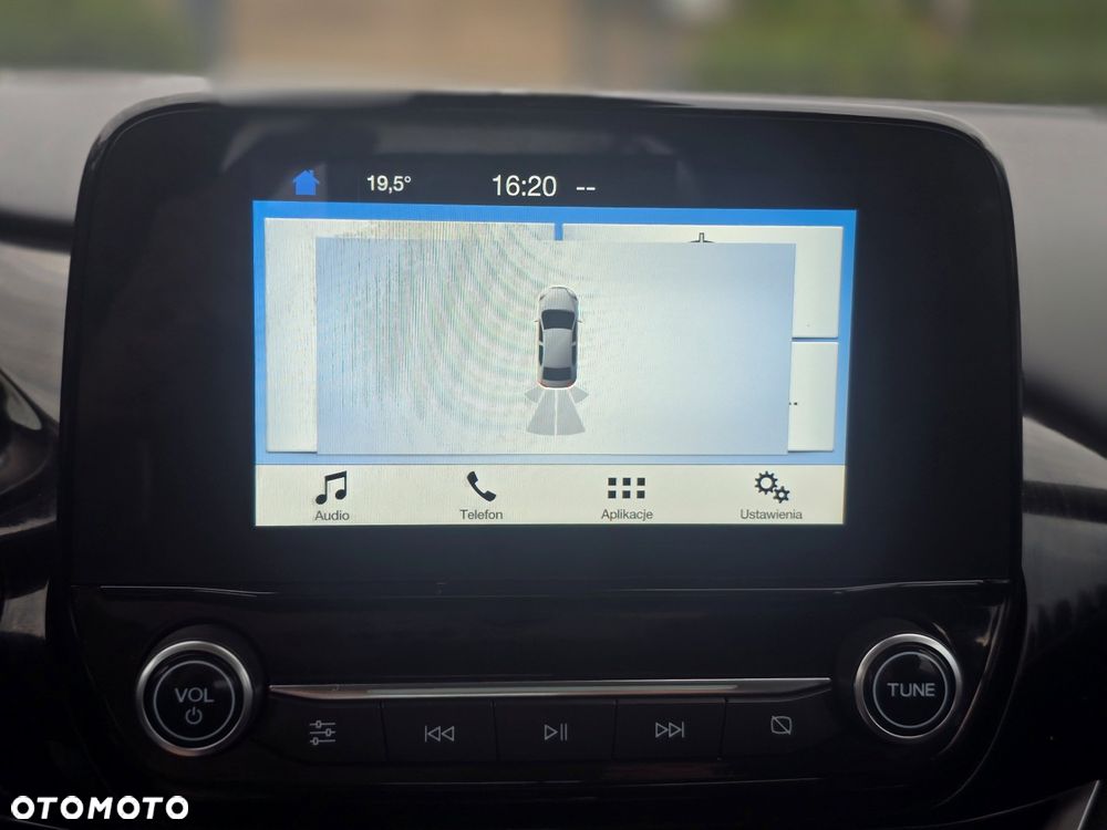 Ford Fiesta 1.0 EcoBoost S&S COOL&CONNECT - 32