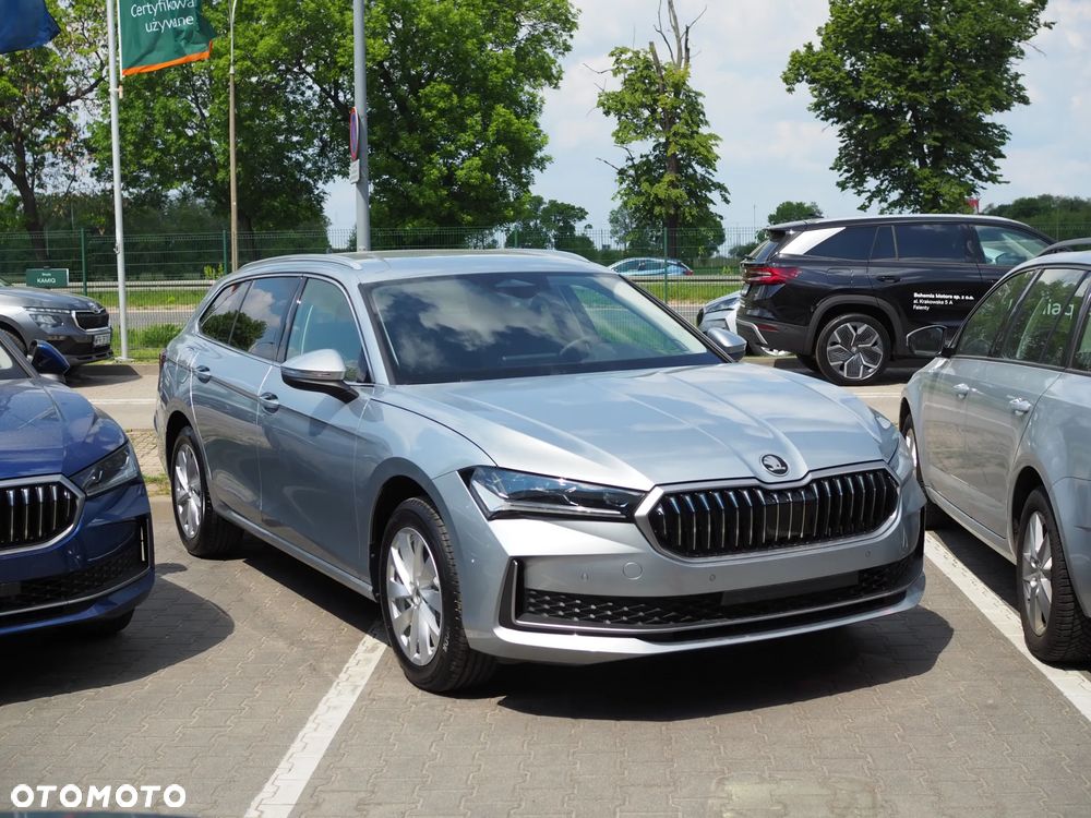 Skoda Superb 1.5 TSI mHEV Drive DSG - 2