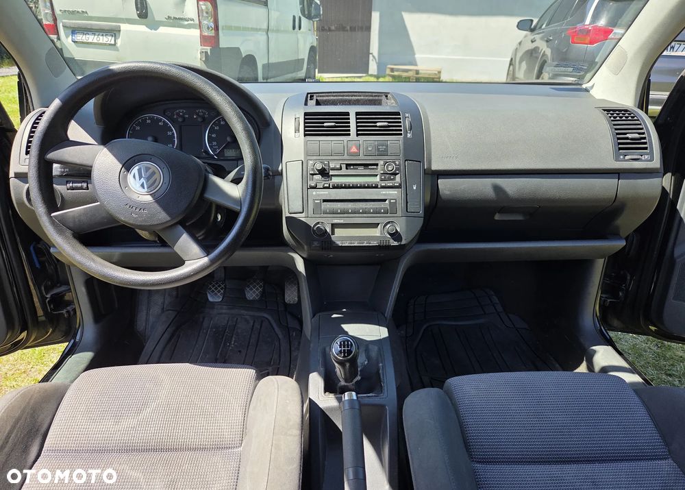 Volkswagen Polo 1.4 FSI Comfortline - 9