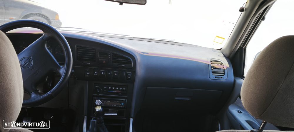 SsangYong Musso 601 2.3 TDi STD 2300A - 4