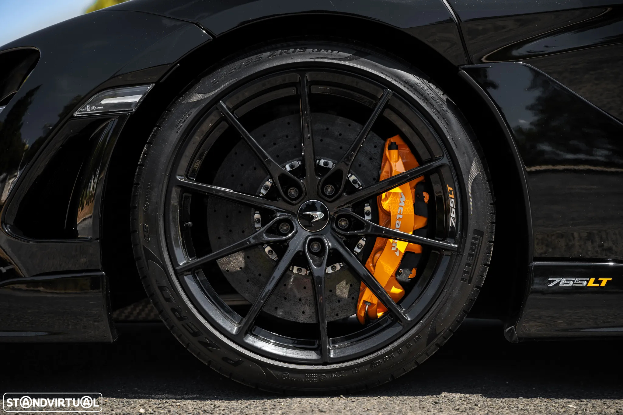 McLaren 765LT - 13