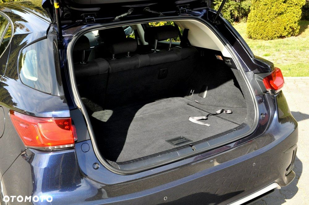 Lexus CT 200h Elegance EU6 - 25