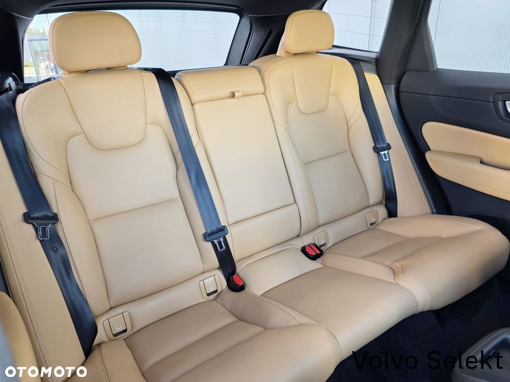 Volvo XC 60 - 17