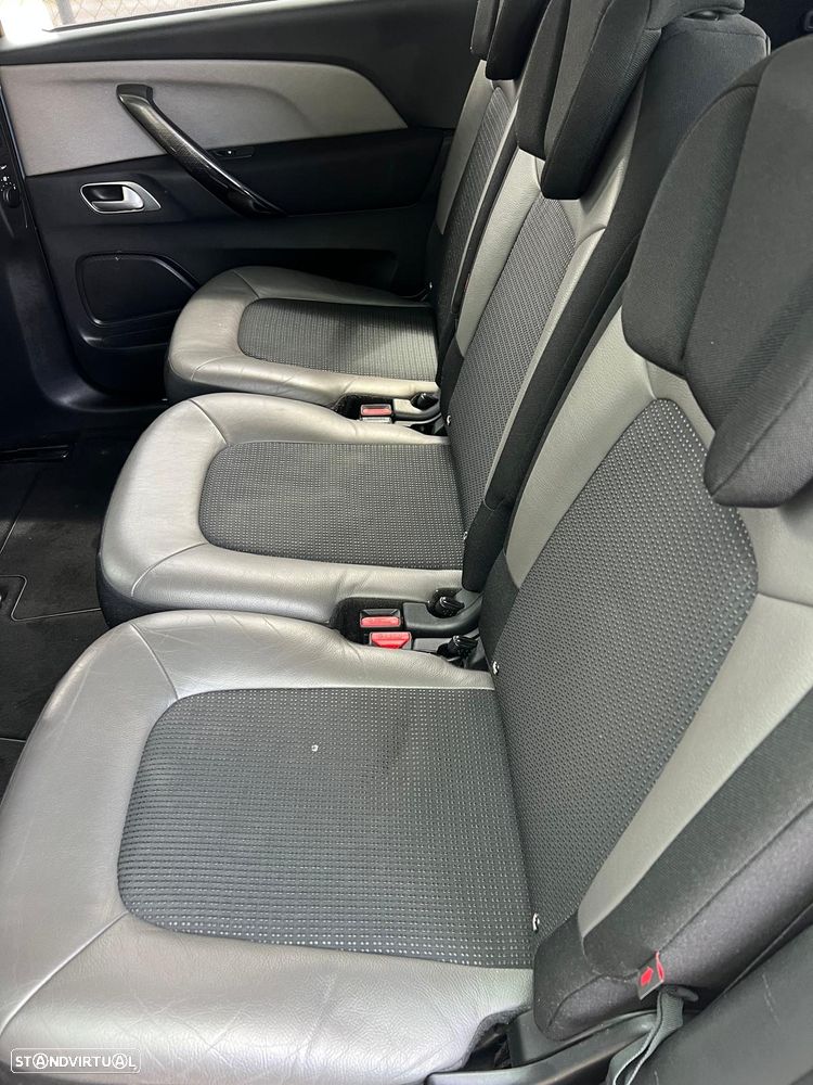 Citroën C4 Grand Picasso BlueHDi 120 EAT6 Exclusive - 3