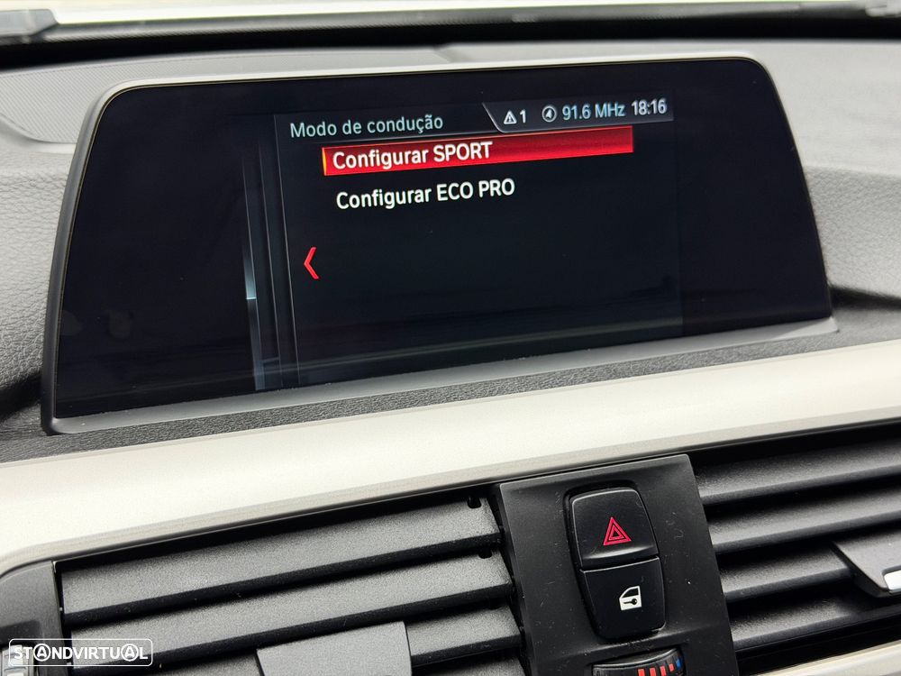 BMW 320 d Aut. Sport Line - 27