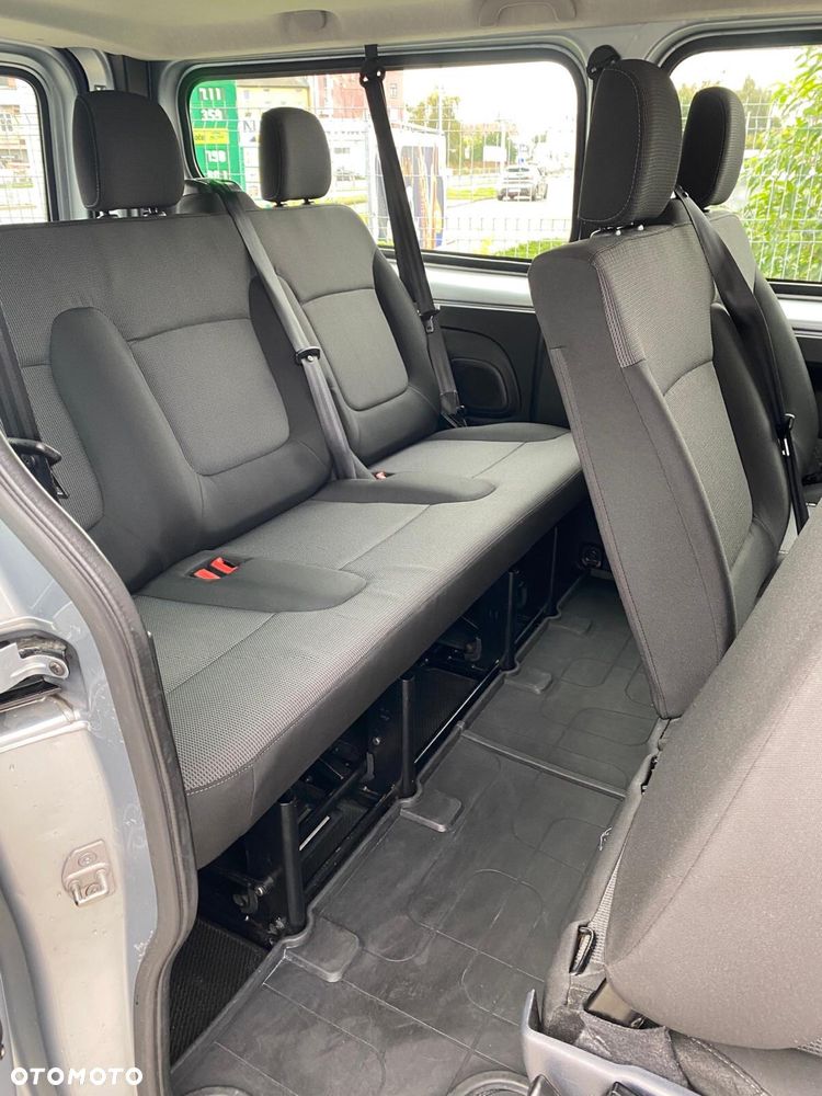Renault Trafic - 13