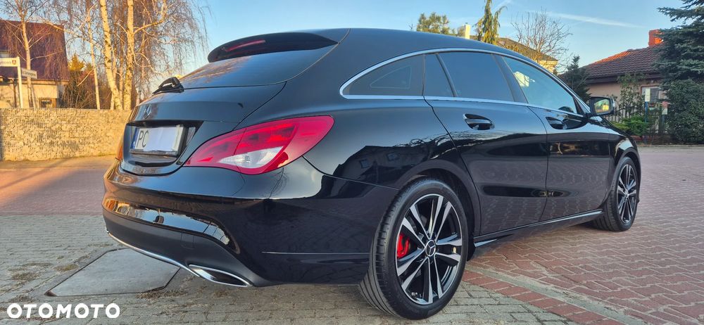 Mercedes-Benz CLA 200 UrbanStyle Edition - 4