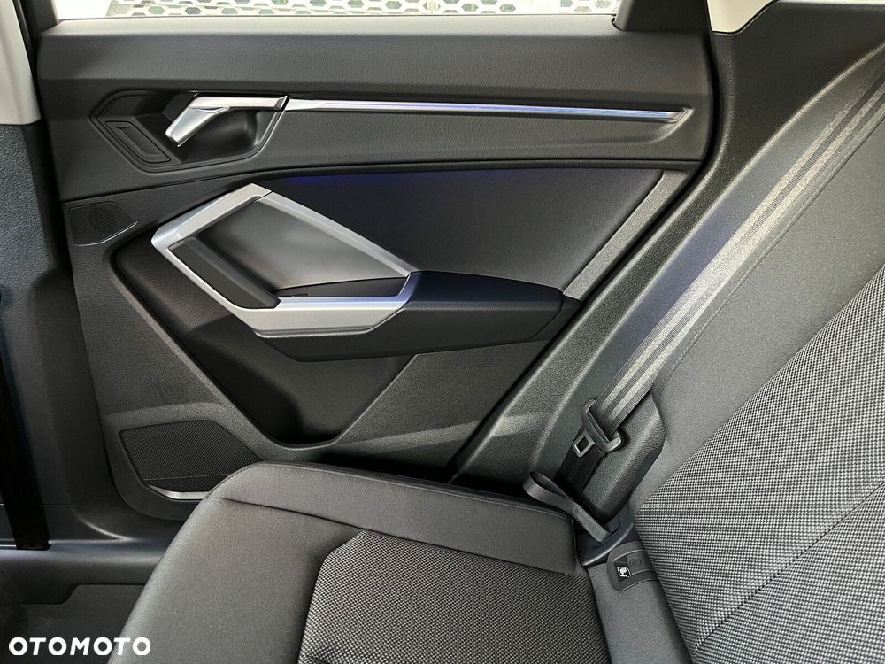 Audi Q3 - 19