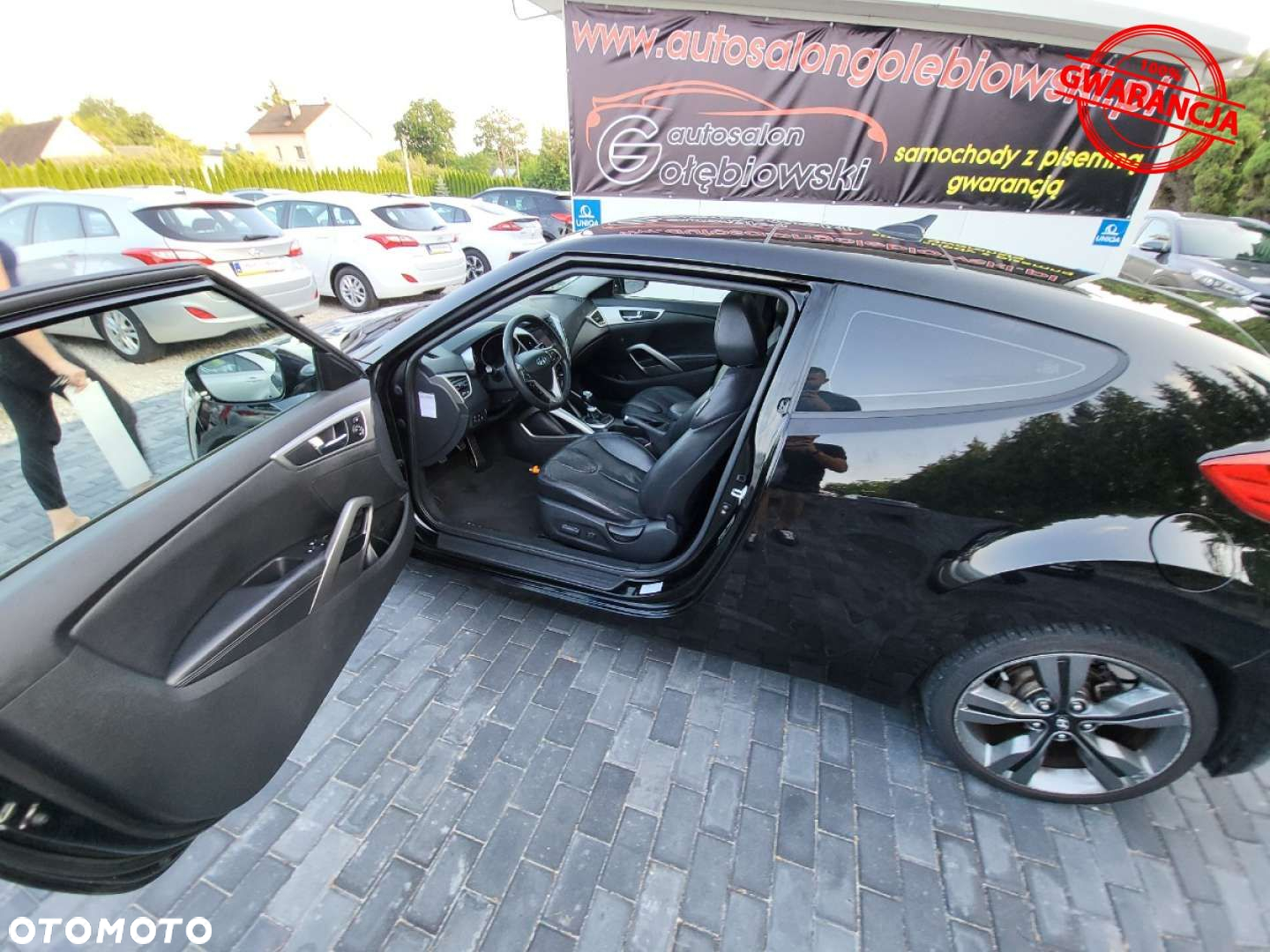 Hyundai Veloster - 30