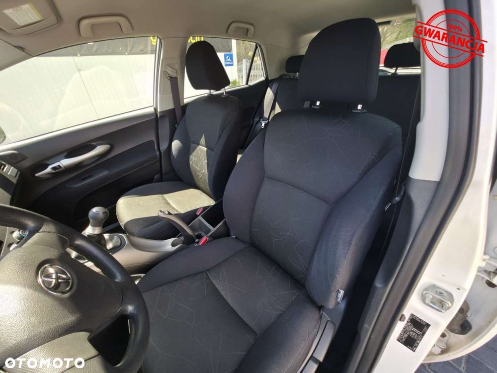 Toyota Auris 1.4 D-4D Premium - 19