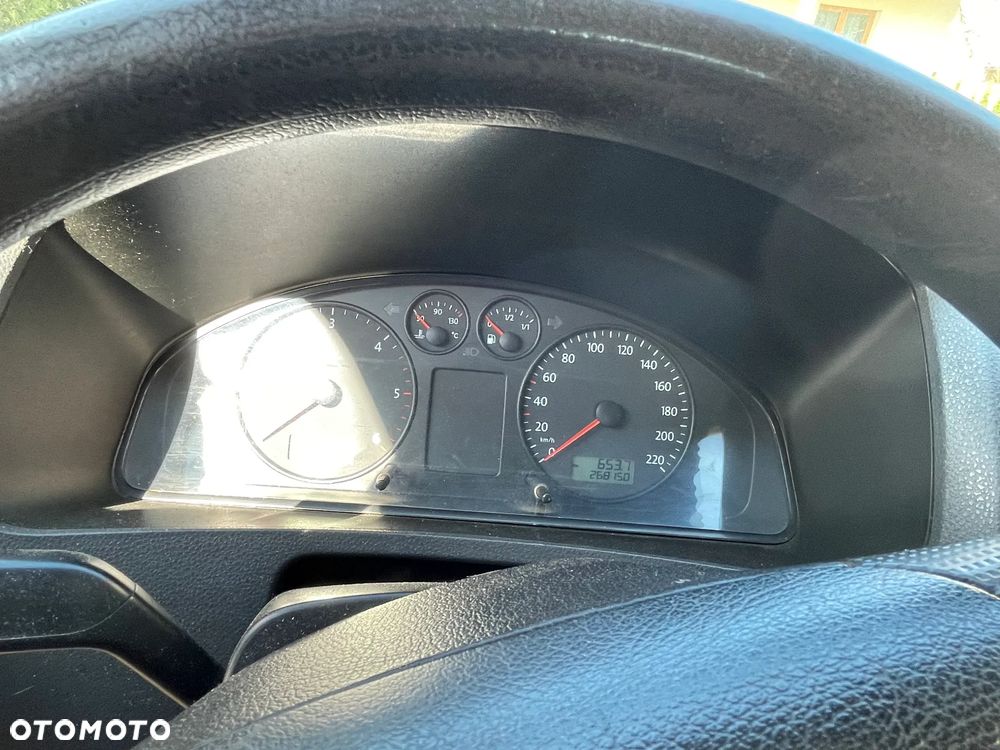 Volkswagen T5 - 5