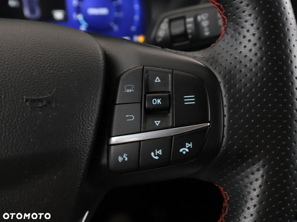Ford Kuga 1.5 EcoBoost ST-LINE X - 32