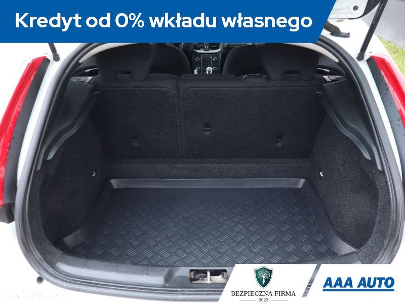 Volvo V40 - 14