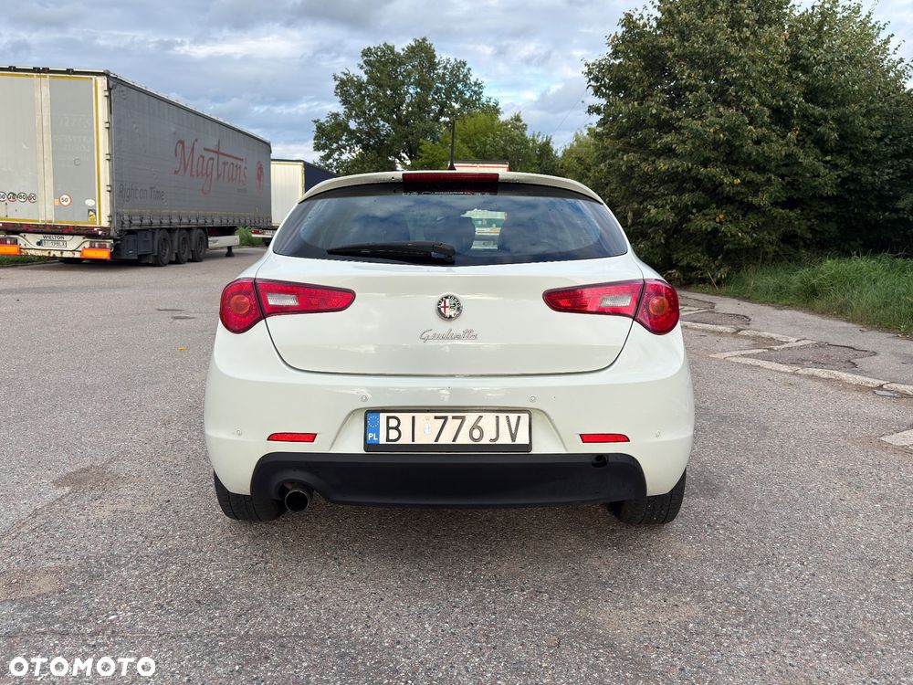 Alfa Romeo Giulietta - 7