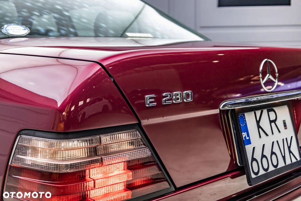 Mercedes-Benz Klasa E - 14