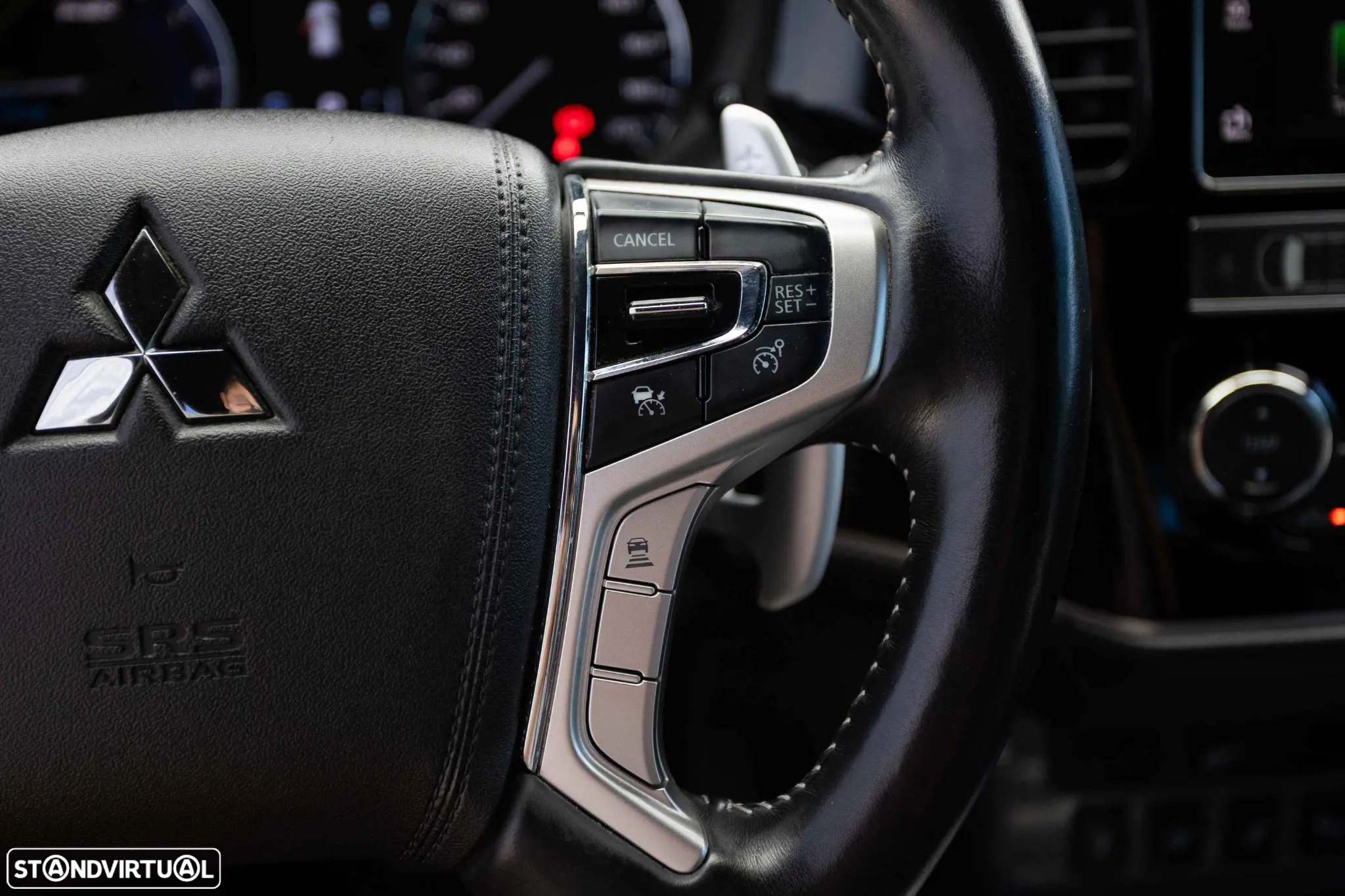 Mitsubishi Outlander 2.0 PHEV Instyle - 47