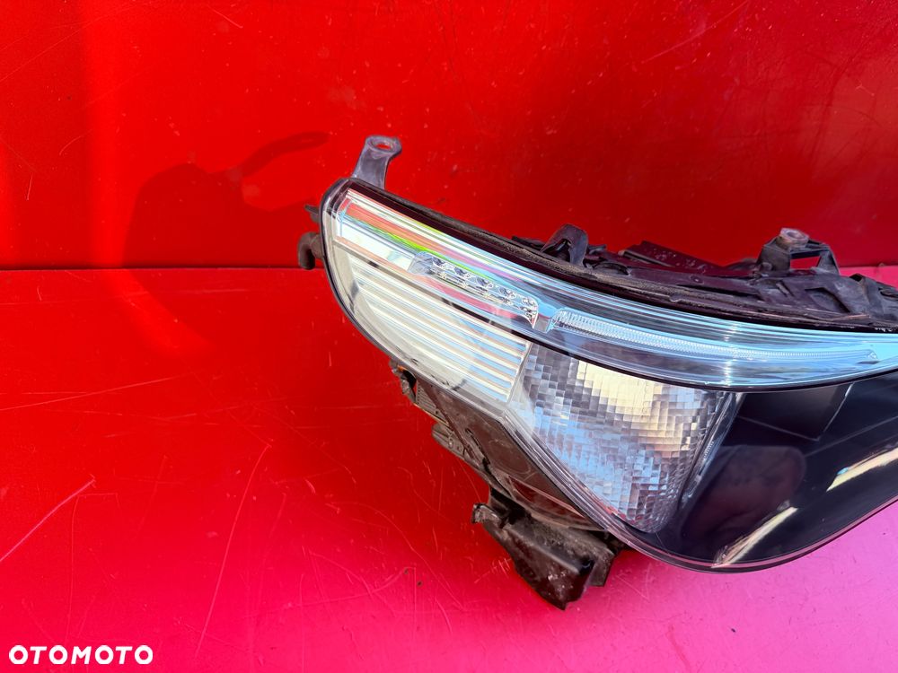 LAMPA PRAWA BMW E60 E61 d2S BI XENON EU - 2