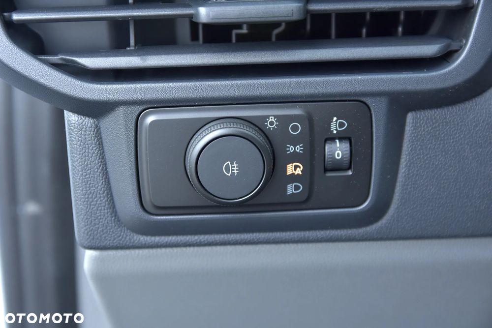 Ford TRANSIT CUSTOM 2.0 EcoBlue 136KM M6 FWD VAN TREND 320 L2 - 19