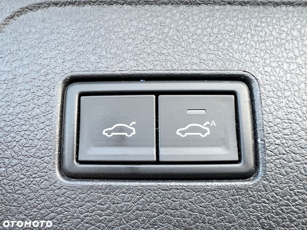Volkswagen Passat Alltrack 2.0 TDI SCR DSG 4Motion - 40