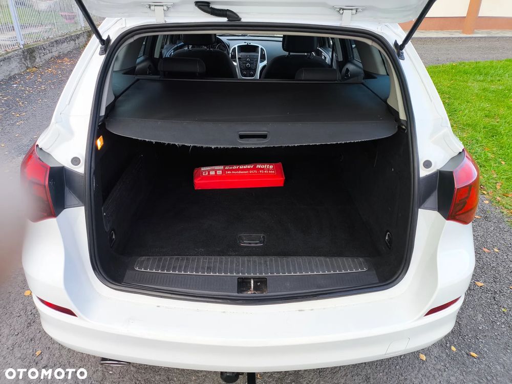 Opel Astra 1.4 Turbo Design Edition - 9