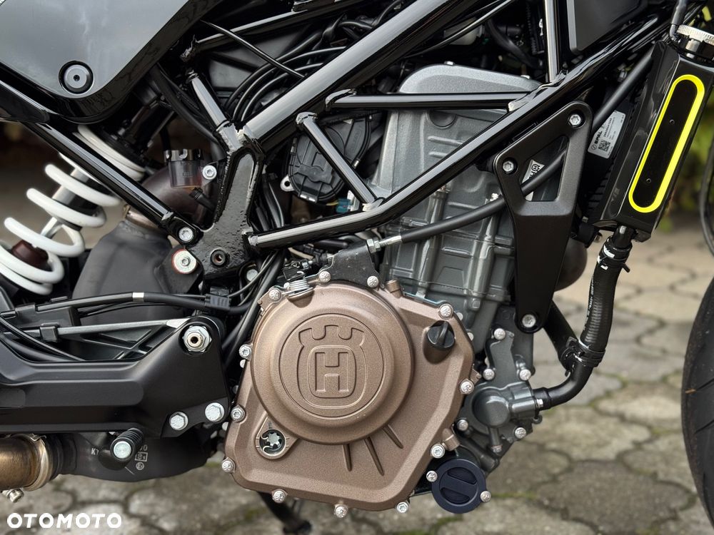 Husqvarna Vitpilen - 14