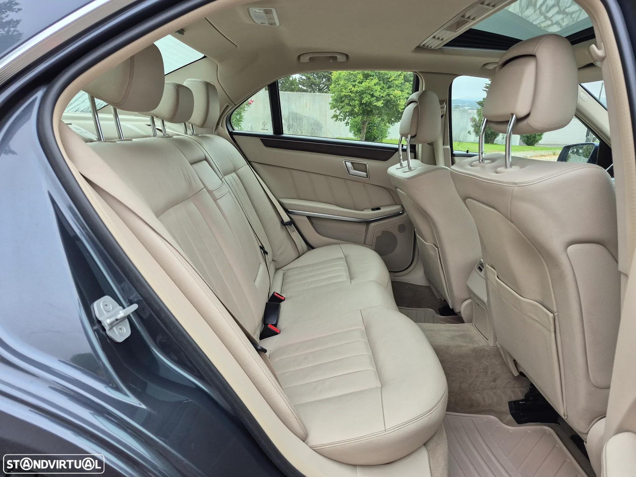 Mercedes-Benz E 350 Elegance BE - 22